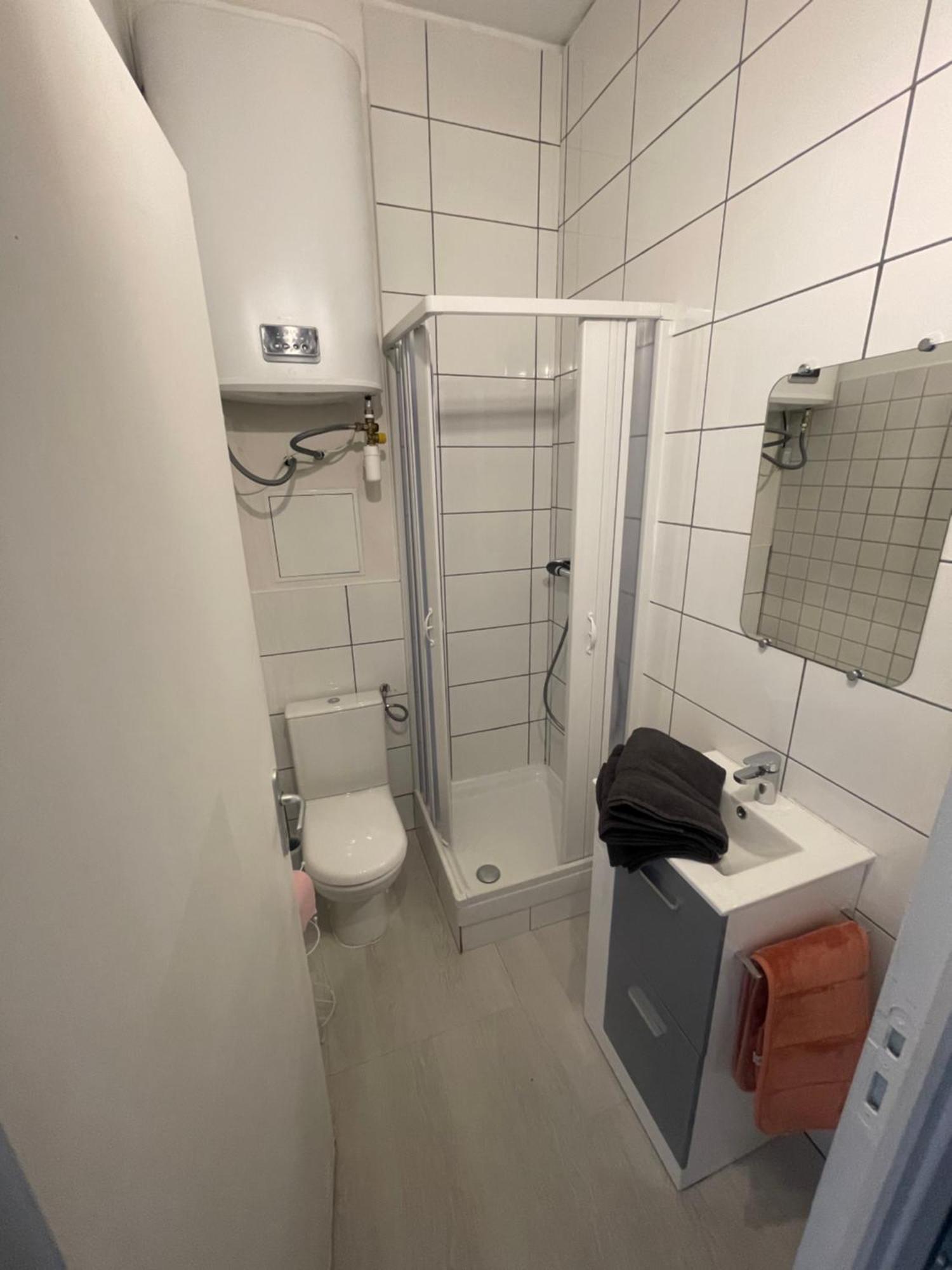 Apartament Le Petit Saint-Ruf Awinion Zewnętrze zdjęcie