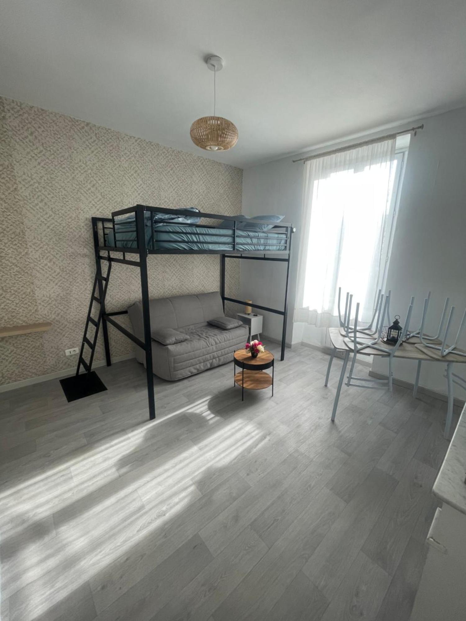 Apartament Le Petit Saint-Ruf Awinion Zewnętrze zdjęcie